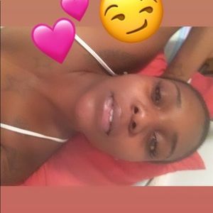 Meet your Posher, Whitley